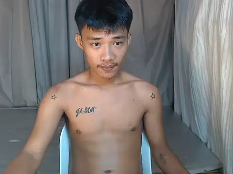 Snapshot of urasianjason chatting on 23, 4, 2026 urasianjason online show from 23, 4, 2026