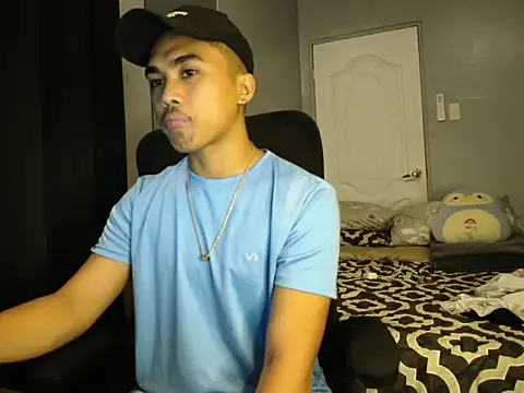 Snapshot of pinoyAdrianneXXX chatting on 2, 10, 2025 pinoyAdrianneXXX online show from 2, 10, 2025