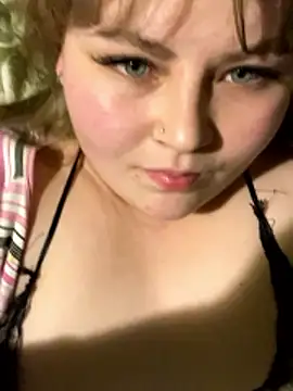 BeckiXrose online show from 4, 12, 2025