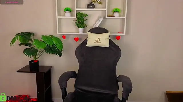 Miche1le Allenne online show from 15, 2, 2026