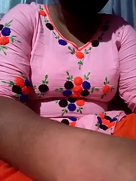 Snapshot of ANNA_HOT111 chatting on 18, 10, 2025 ANNA HOT111 online show from 18, 10, 2025