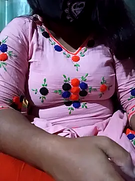 Snapshot of ANNA_HOT111 chatting on 7, 11, 2025 ANNA HOT111 online show from 7, 11, 2025