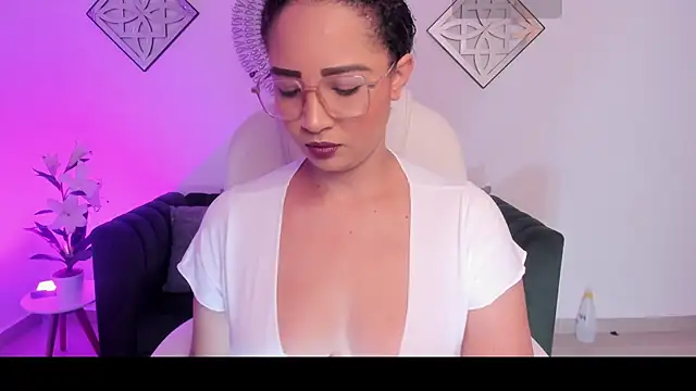 Sharon breezee online show from 17, 10, 2025