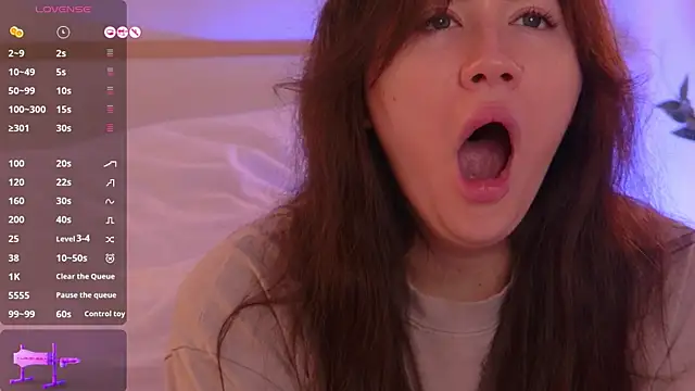 MeganStrain online show from 8, 11, 2025