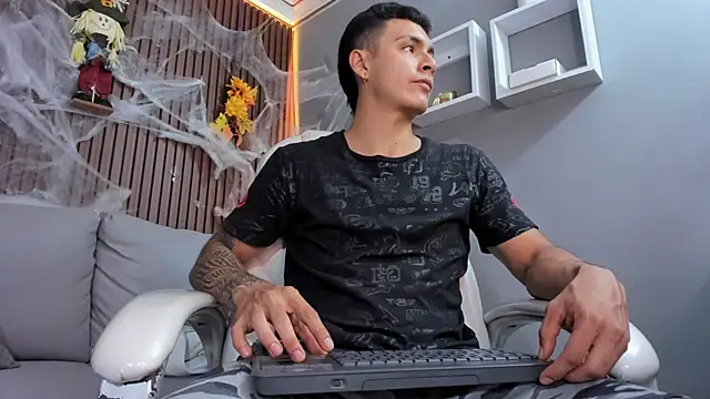 Leo santoro online show from 28, 10, 2025