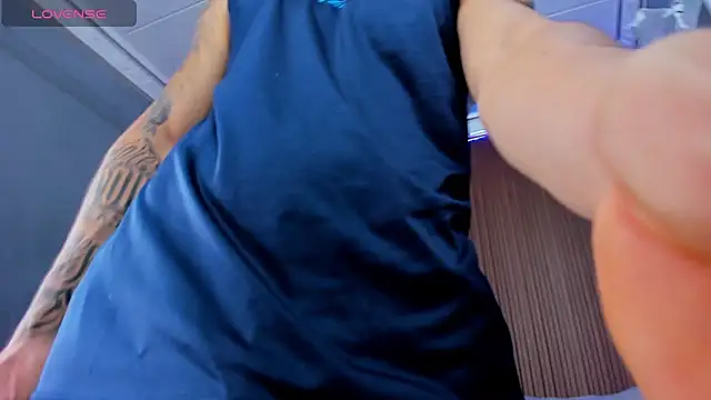 Leo santoro online show from 6, 1, 2026