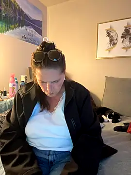 petalsexy online show from 2, 11, 2025