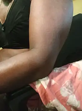 Snapshot of femboyslqueen chatting on 26, 9, 2025 femboyslqueen online show from 26, 9, 2025