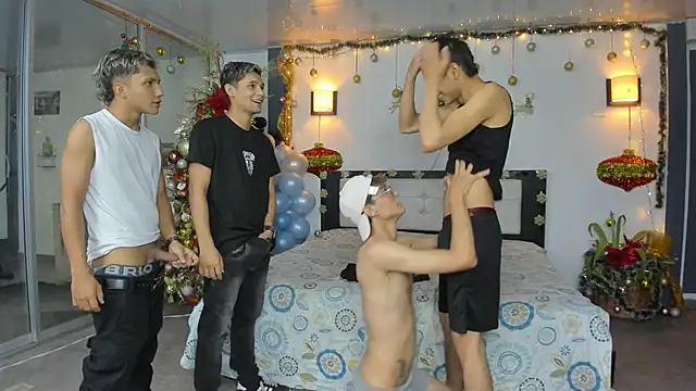 Bisexlifehot   online show from 15, 12, 2025