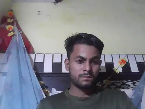 Snapshot of ursdreamperson chatting on 26, 10, 2025 ursdreamperson online show from 26, 10, 2025