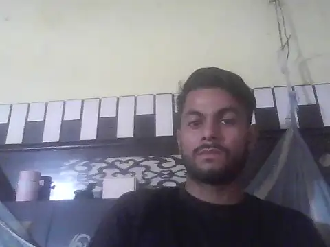 Snapshot of ursdreamperson chatting on 29, 10, 2025 ursdreamperson online show from 29, 10, 2025