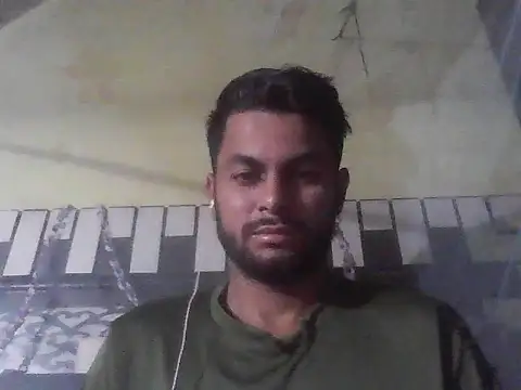 Snapshot of ursdreamperson chatting on 10, 11, 2025 ursdreamperson online show from 10, 11, 2025