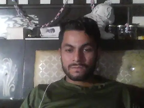 Snapshot of ursdreamperson chatting on 10, 11, 2025 ursdreamperson online show from 10, 11, 2025