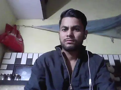 Snapshot of ursdreamperson chatting on 3, 12, 2025 ursdreamperson online show from 3, 12, 2025