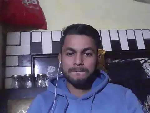 Snapshot of ursdreamperson chatting on 5, 12, 2025 ursdreamperson online show from 5, 12, 2025