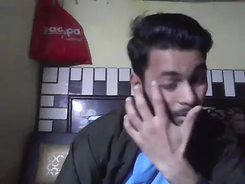 Snapshot of ursdreamperson chatting on 15, 12, 2025 ursdreamperson online show from 15, 12, 2025