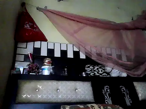 ursdreamperson online show from 9, 2, 2026