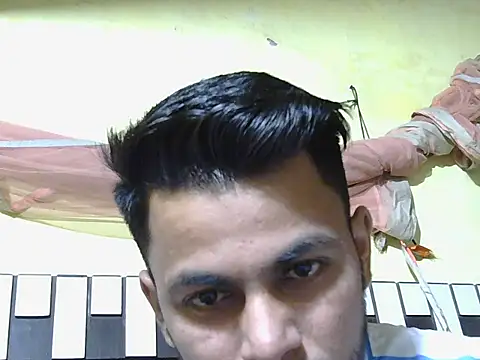 Snapshot of ursdreamperson chatting on 21, 4, 2026 ursdreamperson online show from 21, 4, 2026