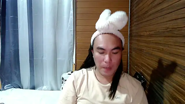 asianayumi online show from 18, 10, 2025