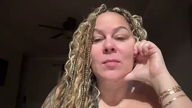 Snapshot of number1slut chatting on 9, 3, 2026 number1slut online show from 9, 3, 2026