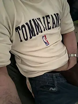 Snapshot of FitNhot_sam chatting on 31, 3, 2026 FitNhot sam online show from 31, 3, 2026