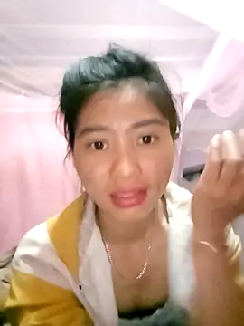 Phuongphuongg online show from 10, 11, 2025