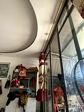 Snapshot of Nhung584 chatting on 10, 9, 2025 Nhung584 online show from 10, 9, 2025