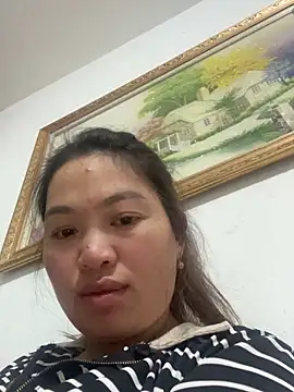 Snapshot of Nhung584 chatting on 2, 10, 2025 Nhung584 online show from 2, 10, 2025