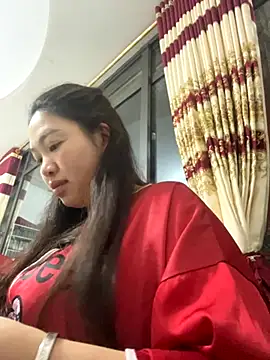 Snapshot of Nhung584 chatting on 8, 10, 2025 Nhung584 online show from 8, 10, 2025