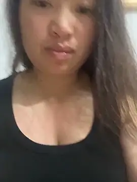 Snapshot of Nhung584 chatting on 10, 10, 2025 Nhung584 online show from 10, 10, 2025