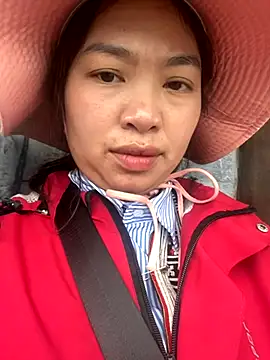 Snapshot of Nhung584 chatting on 16, 10, 2025 Nhung584 online show from 16, 10, 2025