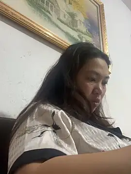 Snapshot of Nhung584 chatting on 17, 10, 2025 Nhung584 online show from 17, 10, 2025