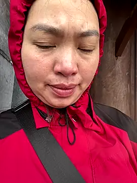 Snapshot of Nhung584 chatting on 21, 10, 2025 Nhung584 online show from 21, 10, 2025