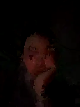 Snapshot of Nhung584 chatting on 25, 11, 2025 Nhung584 online show from 25, 11, 2025