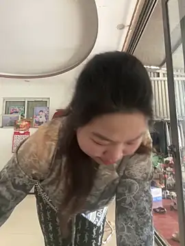 Snapshot of Nhung584 chatting on 15, 4, 2026 Nhung584 online show from 15, 4, 2026