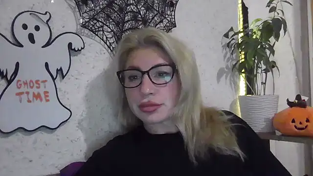 fox red lady7 online show from 28, 10, 2025