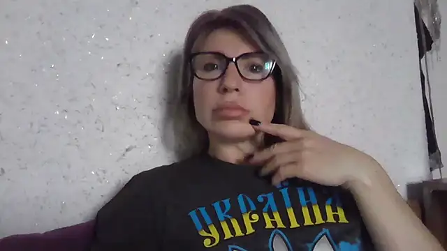 fox red lady7 online show from 15, 2, 2026