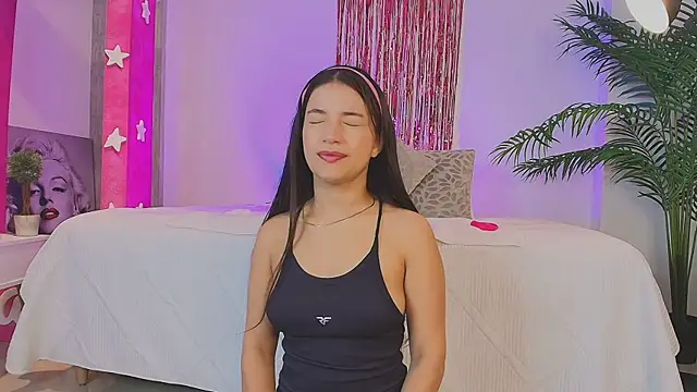 Snapshot of LUNAA___ chatting on 12, 2, 2026 LUNAA online show from 12, 2, 2026