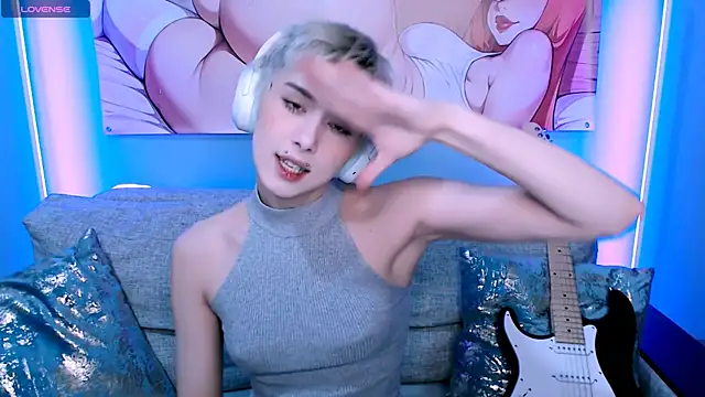 Snapshot of SophieAsh chatting on 23, 11, 2025 SophieAsh online show from 23, 11, 2025