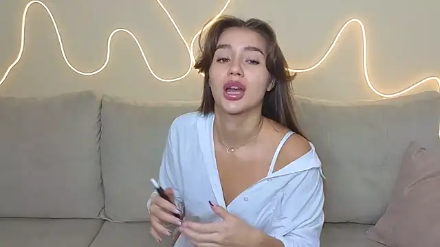 KathrynBrooks online show from 21, 10, 2025