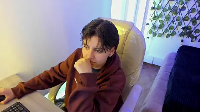 Nathaly ds online show from 13, 10, 2025