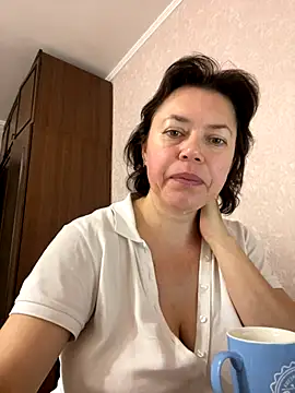 Snapshot of Kiravix chatting on 24, 10, 2025 Kiravix online show from 24, 10, 2025