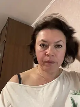 Snapshot of Kiravix chatting on 26, 10, 2025 Kiravix online show from 26, 10, 2025