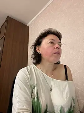 Snapshot of Kiravix chatting on 10, 11, 2025 Kiravix online show from 10, 11, 2025