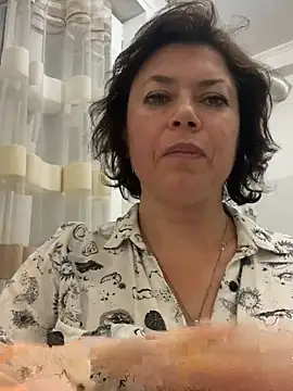 Snapshot of Kiravix chatting on 13, 11, 2025 Kiravix online show from 13, 11, 2025