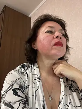 Snapshot of Kiravix chatting on 30, 11, 2025 Kiravix online show from 30, 11, 2025