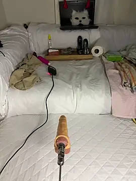 Ozge-SluttyScream69 online show from 20, 12, 2025