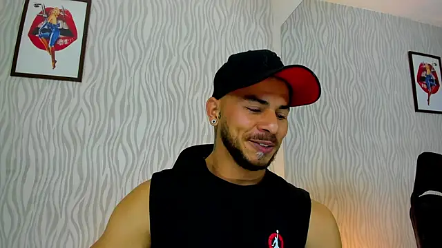 Snapshot of dylan_jacobx chatting on 26, 10, 2025 dylan jacobx online show from 26, 10, 2025