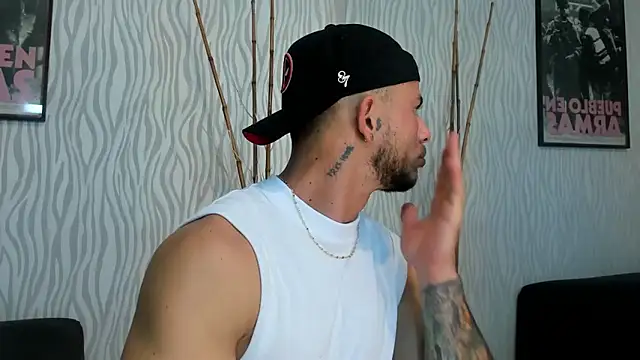 Snapshot of dylan_jacobx chatting on 27, 3, 2026 dylan jacobx online show from 27, 3, 2026