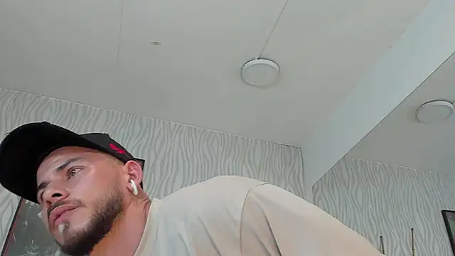 Snapshot of dylan_jacobx chatting on 28, 7, 2026 dylan jacobx online show from 28, 7, 2026